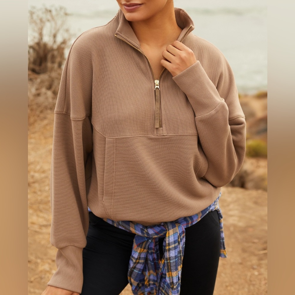 Varley Tan Acadia Half-Zip Pullover Sweater/Sweatshirt - worn 4 times - size SM